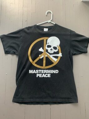 Mastermind Japan "Mastermind peace" shirt